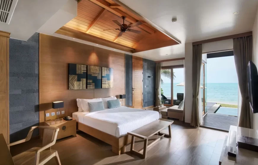 Ocean Front Pool Villa Suite