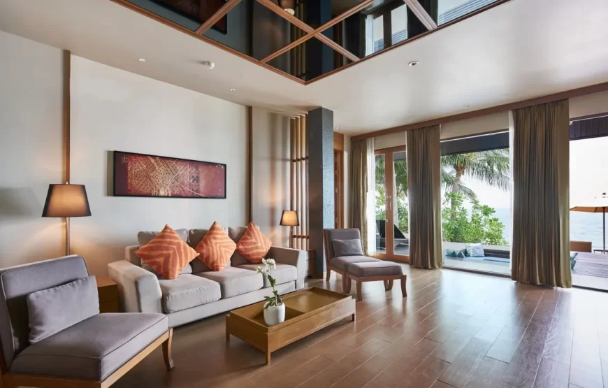 Ocean Front Pool Villa Suite