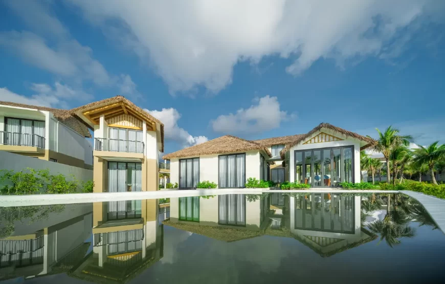 Presidential Pool Villa