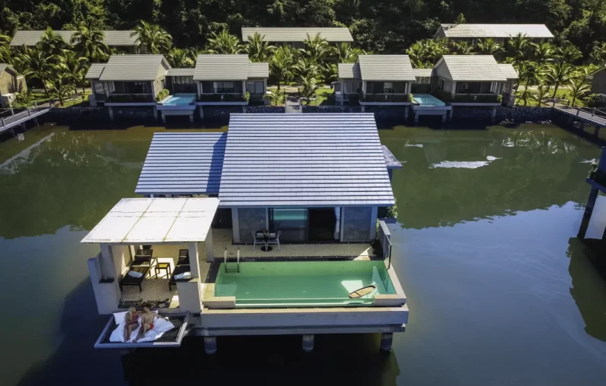 Water Pool Villa